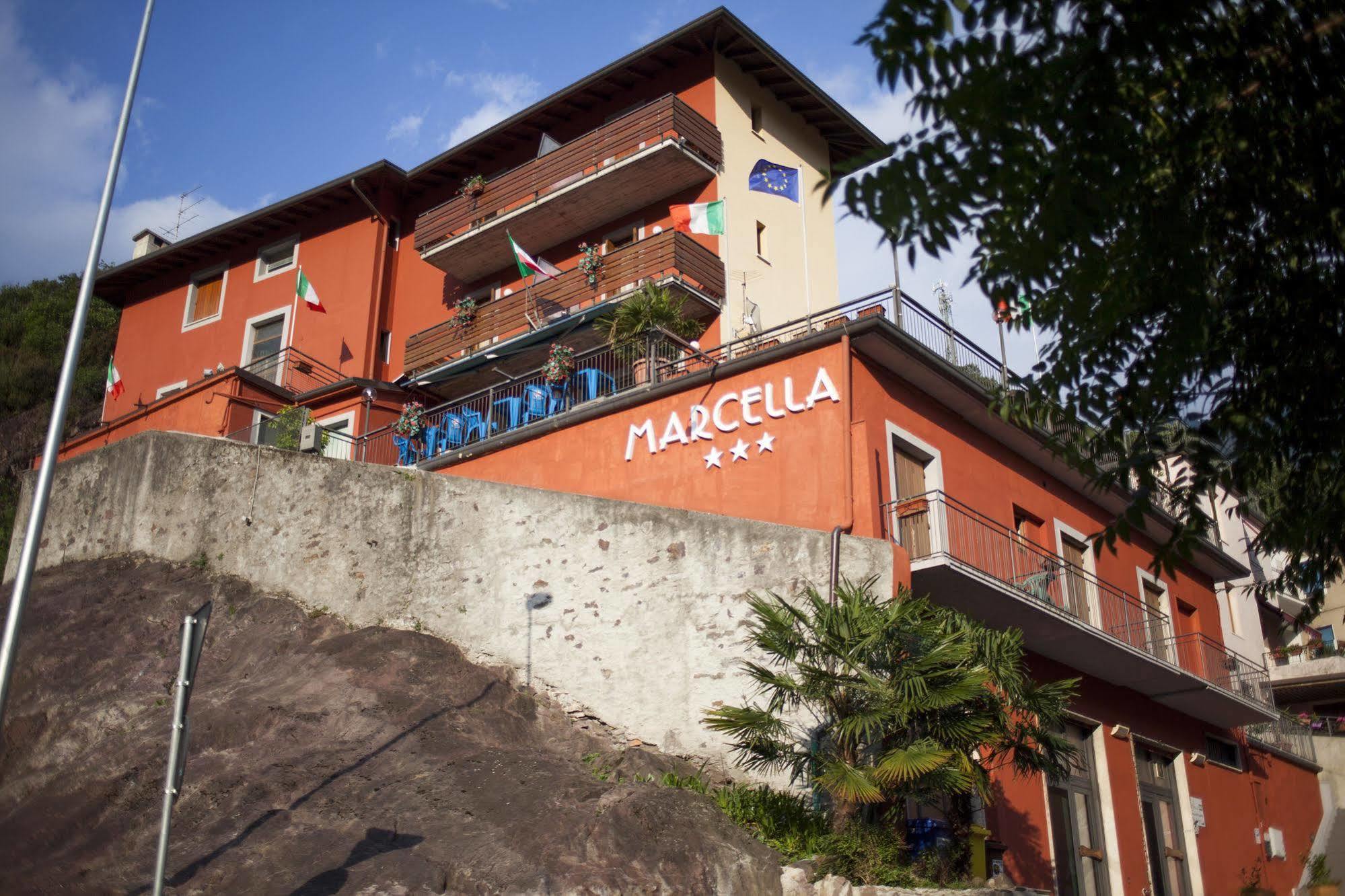 Albergo Marcella Boario Terme Exteriör bild